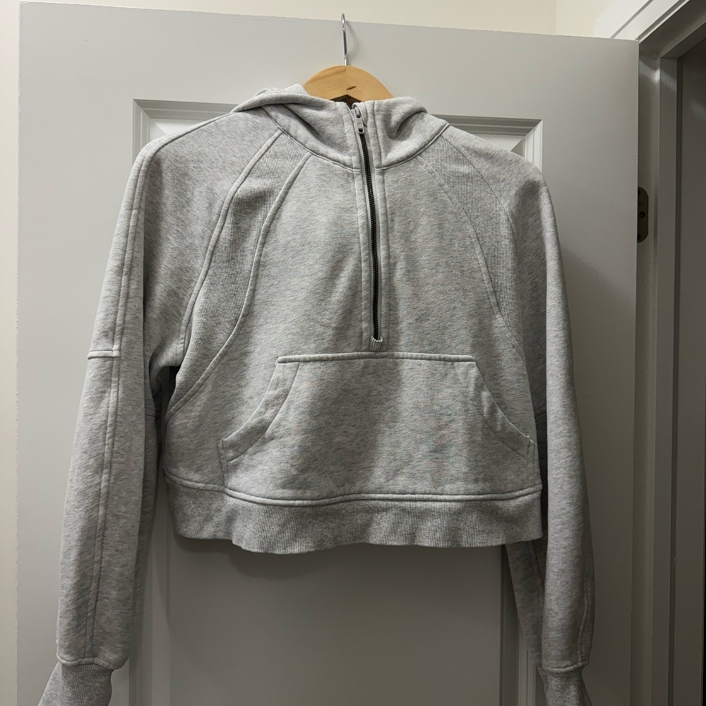Lululemon scuba hoodie size s/m